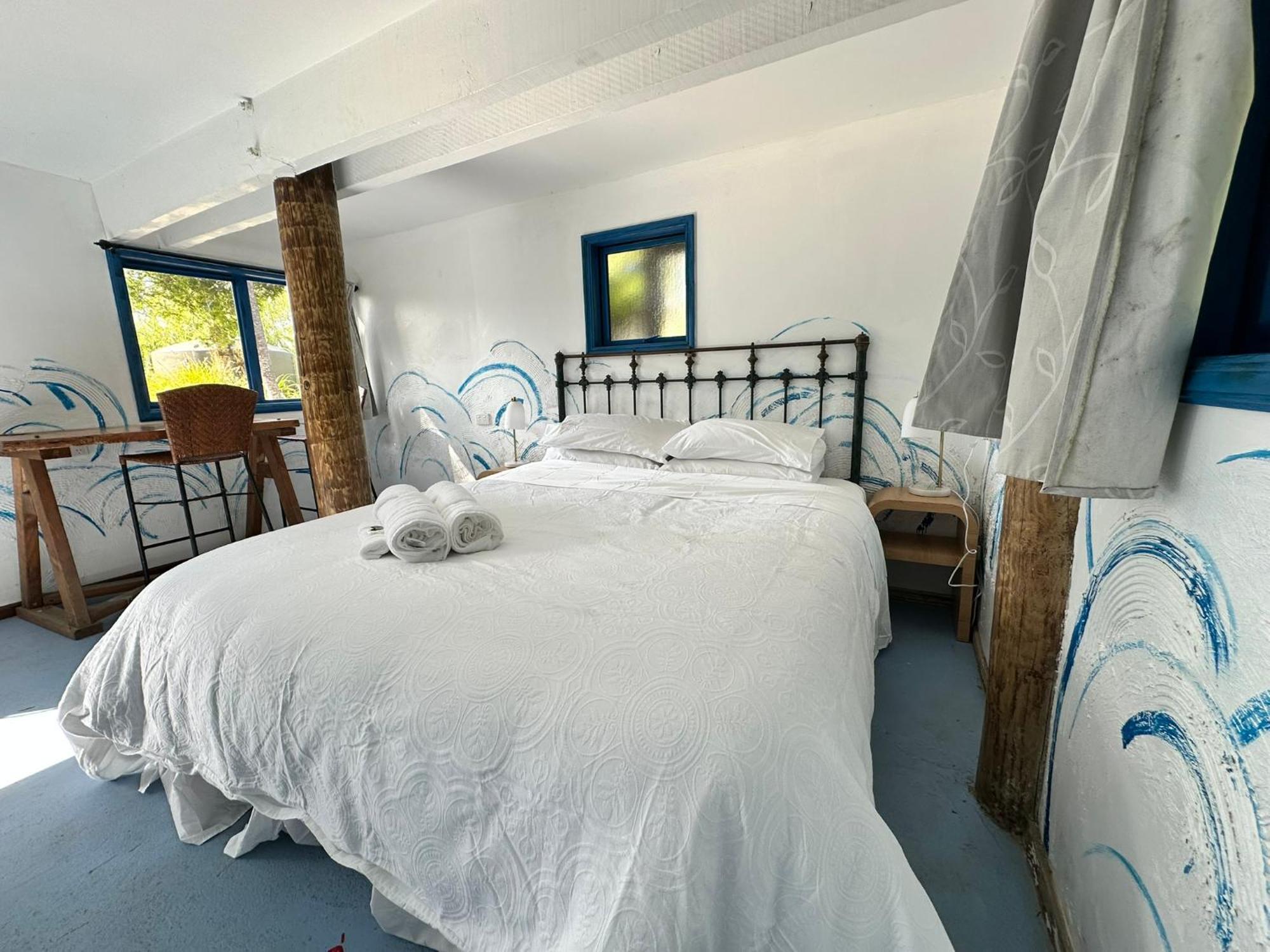 Cooks Beach Holiday Home Esterno foto